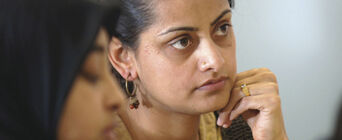 Find out what you need to qualify as an academic visitor. 