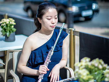 BMus alumna Sijing Tu BMus alumna Sijing Tu